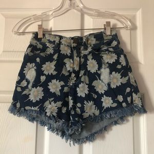 Show me your mumu shorts